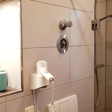 Residenz Seeblick 3 Balkon Mit Zugang Zum Garten Appartamento Sellin (Rugen)